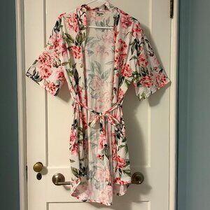 Show Me Your Mumu Brie floral short kimono robe one size bridal spring feminine